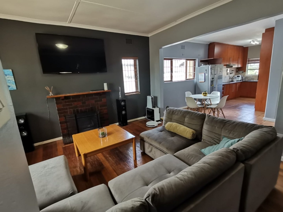 4 Bedroom Property for Sale in Thornton Western Cape